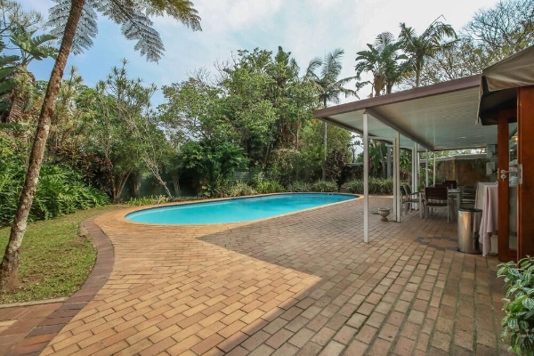 Hotel 18 Burlington B&B and Conference Venue (Newlands)